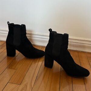 Le Chateau Black Block Heeled Suede Boots Size 8 US Women 3 inches heel
